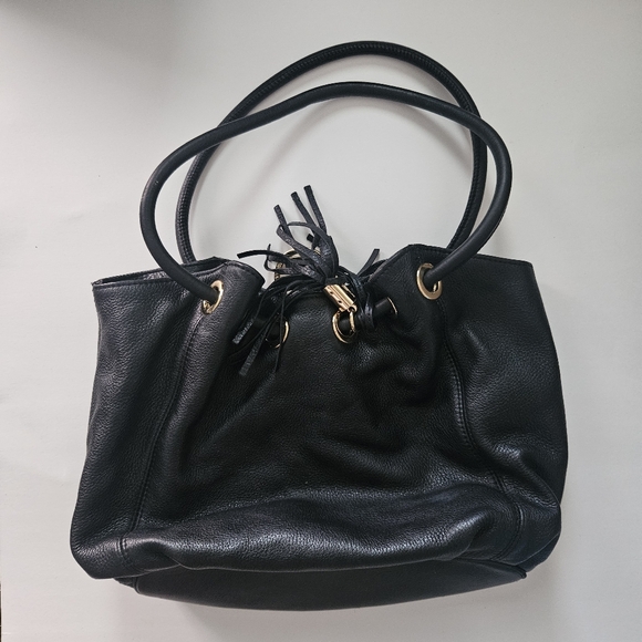 Michael Kor Black Shoulder Bag - Picture 1 of 8